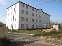 32 семьи в Озёрах живут на стройплощадке 32 семьи в Озёрах живут на стройплощадке