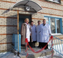 Полурядинские медики справили новоселье Полурядинские медики справили новоселье