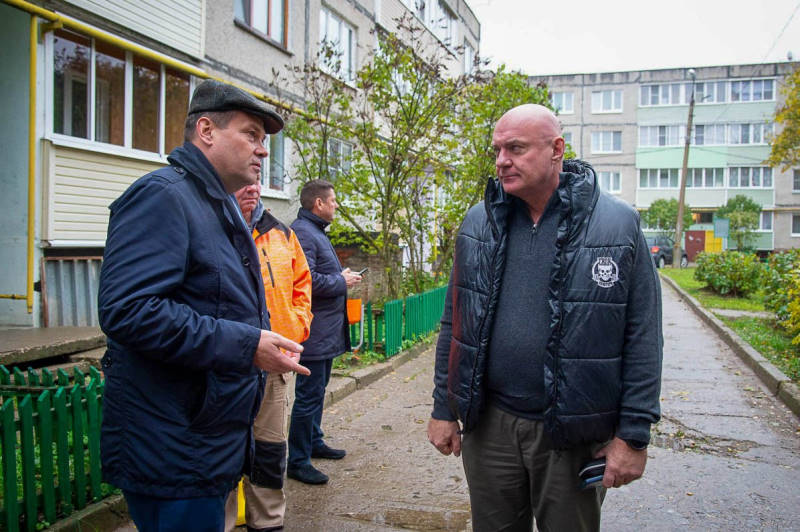 Суд арестовал Николая Трушкова, директора коломенской УК «Доминант» по подозрению в участии в банде «киллеров-спецназовцев» Суд арестовал Николая Трушкова, директора коломенской УК «Доминант» по подозрению в участии в банде «киллеров-спецназовцев»