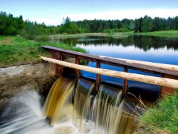 Плотины на реке Гнилуша отремонтируют
