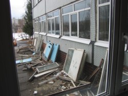 В озёрских школах меняют батареи и окна В озёрских школах меняют батареи и окна