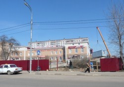 В центре Озёр строят мегамолл В центре Озёр строят мегамолл