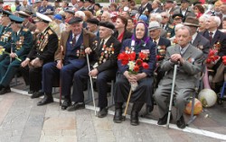 Областные чиновники помогут ветеранам Областные чиновники помогут ветеранам