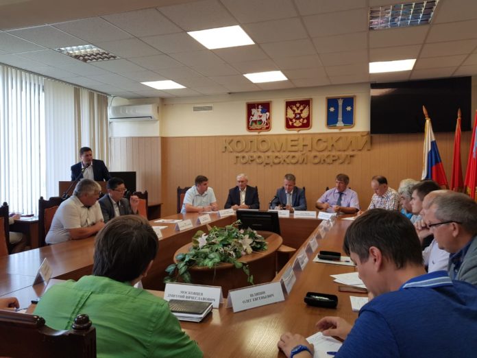 Депутаты Коломны рассмотрят вопрос слияния Озер с Коломной Депутаты Коломны рассмотрят вопрос слияния Озер с Коломной