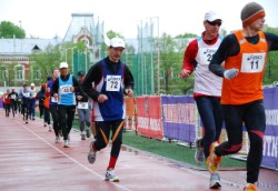82-летний озерчанин победил в чемпионате России по суточному бегу