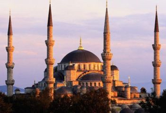 На озерчан в Турции одели наручники На озерчан в Турции одели наручники