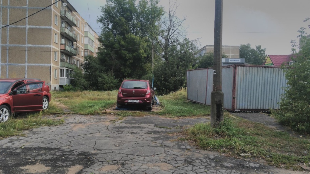 Автомобиль, который был в ракушке Автомобиль, который был в ракушке