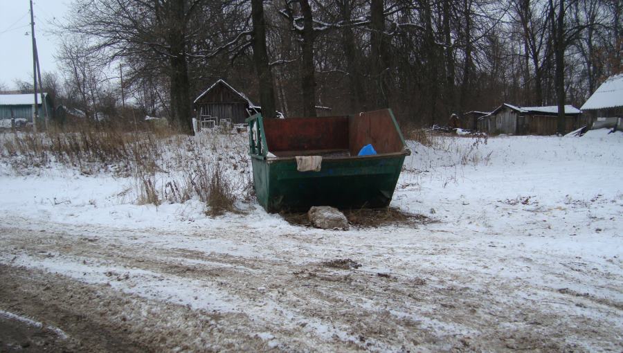 Емельяновка у дороги.jpg